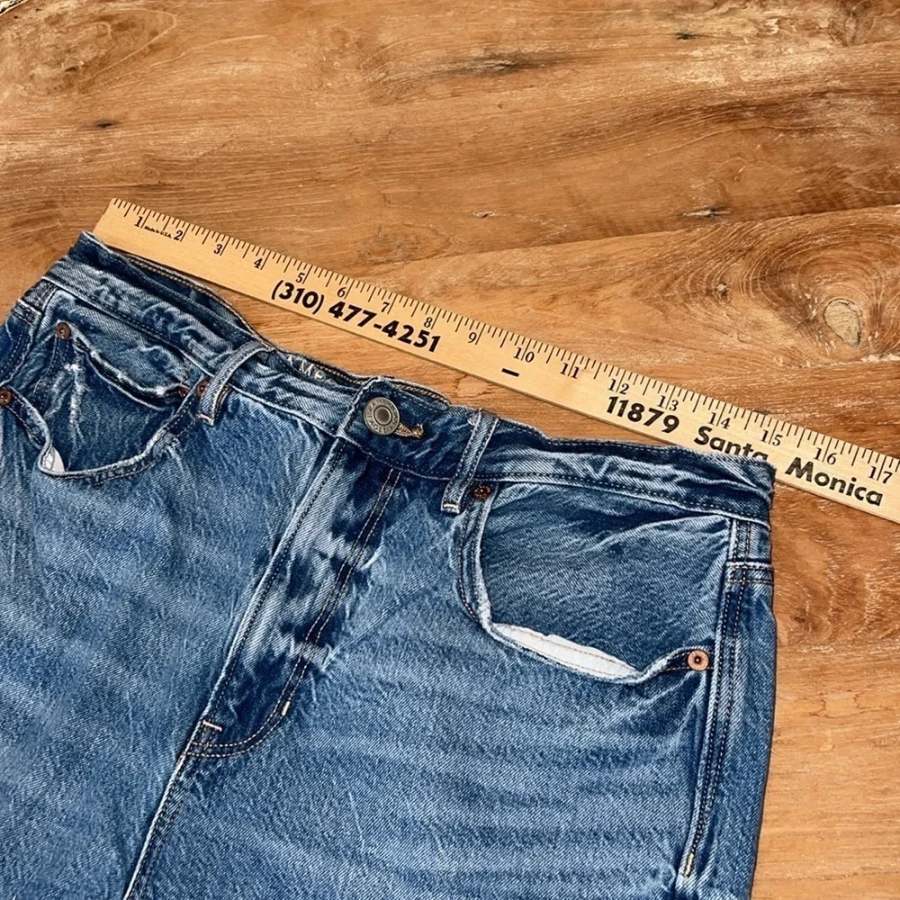 AMERICAN EAGLE 90’s Boyfriend Blue Jean Shorts Cutoffs, Size 10 - Picture 6 of 8